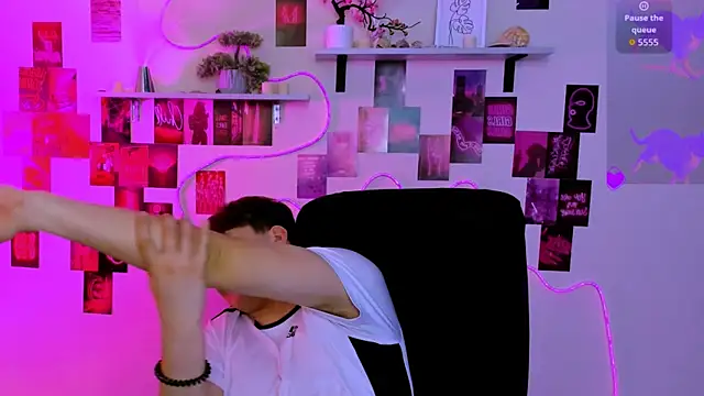 travis_wolf_ 现场XXX聊天