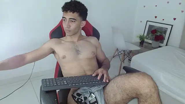 Caius_fox 在線直播表演