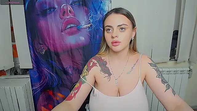 Chat +18 de Lilia_Moon ao vivo