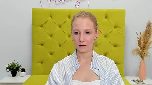 LolaWilsons Chat XXX live