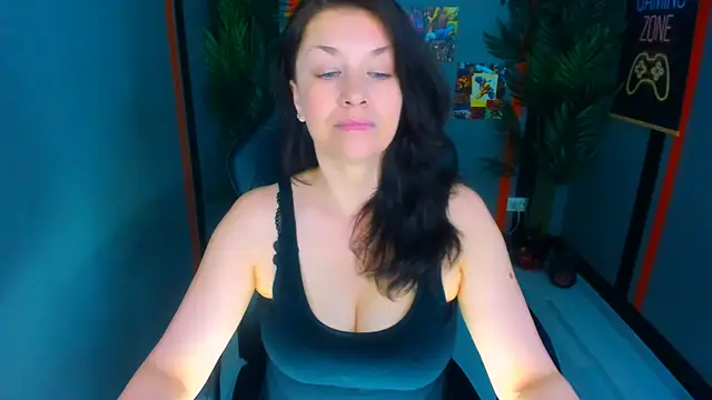 AnaMills' Live XXX Chat