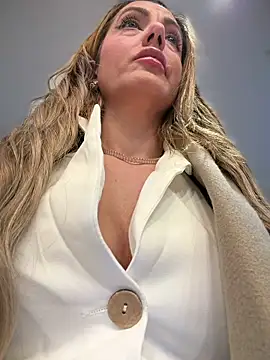 adya-aly Live XXX Chat