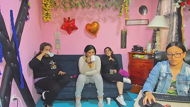 lesbiancuple's Live XXX Chat