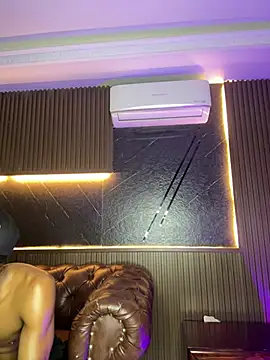 AaronCruz_ – Live XXX-chat