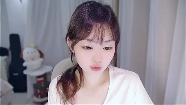 YUANYUAN-A Live XXX Chat