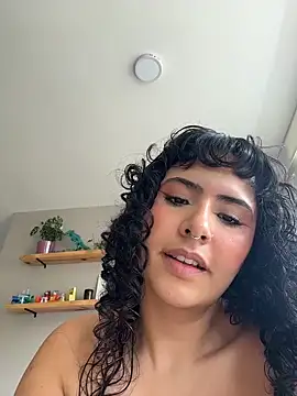 SugarTroubl33's Live XXX Chat