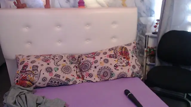 Nicolelewllss – Live XXX-chat