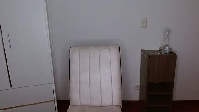 دردشة Lucy_engel الجنسية المباشرة