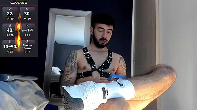 Chatroom XXX en direct de MarkWalker__