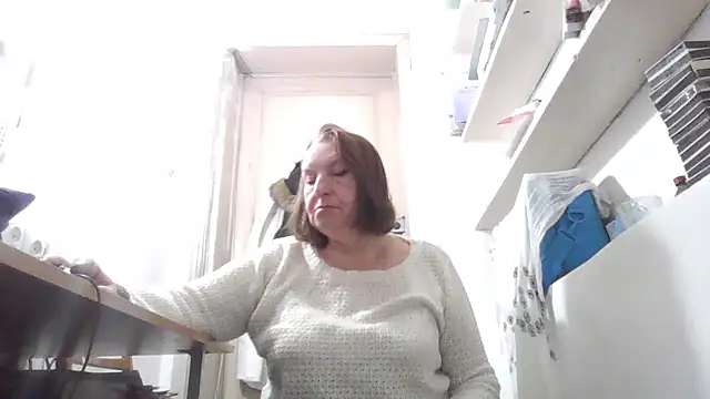 AnnaLive570 Show in webcam