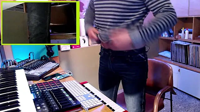 XXX chat uživo modela Omar_Grey