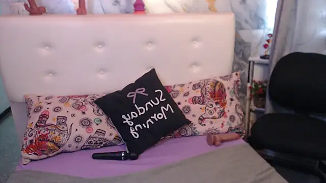 XXX chat uživo modela Nicolelewllss