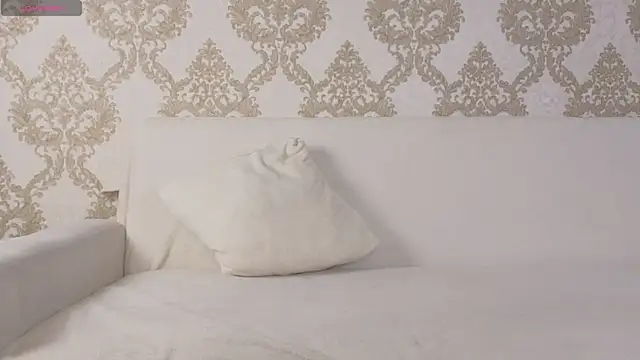 foxy_bloommのライブXXXチャット