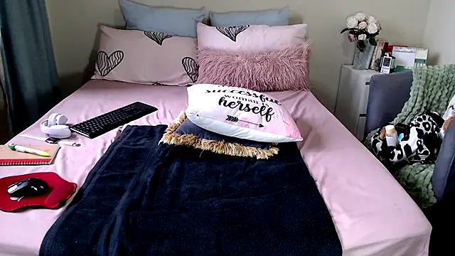 XXX chat uživo modela FitSelina66