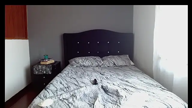 Chat XXX ao vivo de Emilia_1995