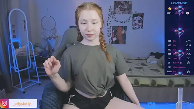 CallMeEffy1: απευθείας συνομιλία ΧΧΧ