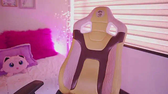 Онлайн чат XXX tommy_blue