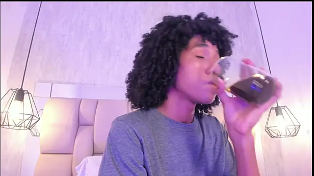 Johan_gz_'s Live XXX Chat