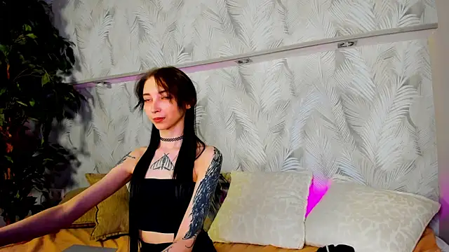XXX chat uživo modela Ellen_Hops