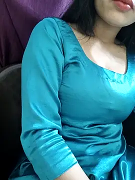 Cute_Kavya7のウェブカメラショー