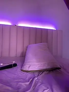 abrilandjulian's Live XXX Chat