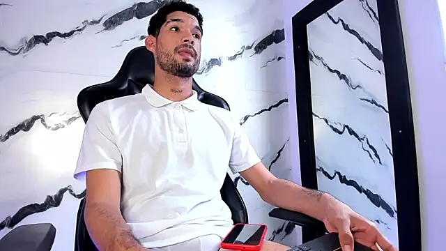 CarlosHotVibes' Webcam Show