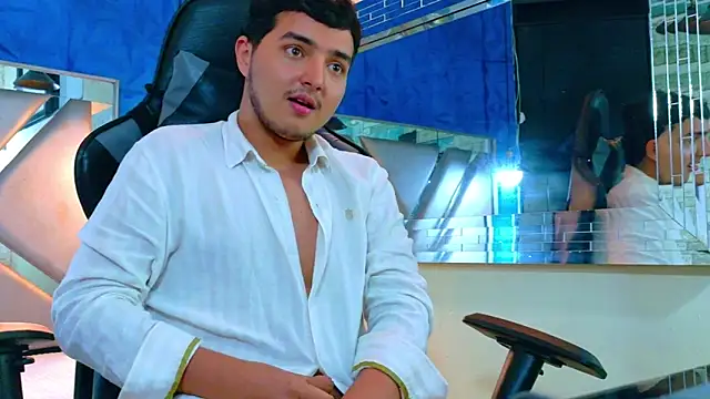 Oliver_Jamees Webcam Show