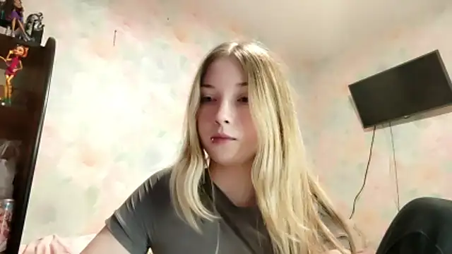 TiaBIanks Chat XXX in diretta