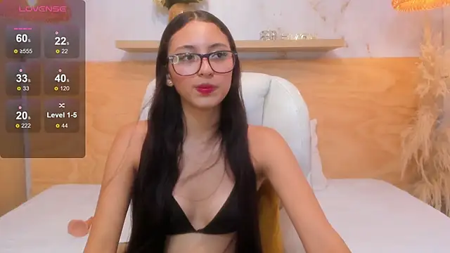 Chat XXX en directo de Lasira_Thill