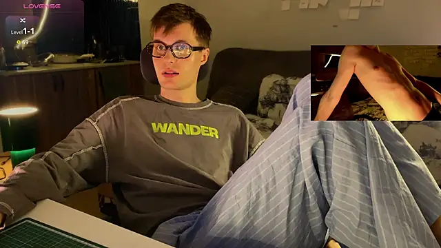 Chat XXX ao vivo de Leonnextdoor