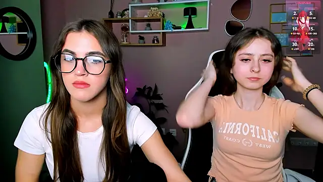 rebecca_smile live XXX chat