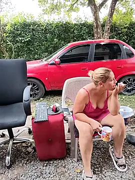 Chat XXX ao vivo de hotandfierylatinos2023