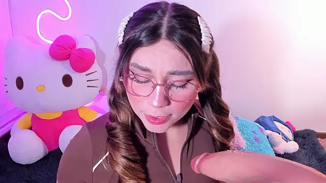 Онлайн чат XXX CassieBigass_