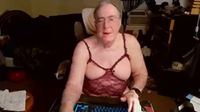 Toastir Adlı Modelin Canlı XXX Sohbeti