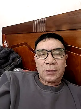 Pokazy przed kamerką – yjw6688