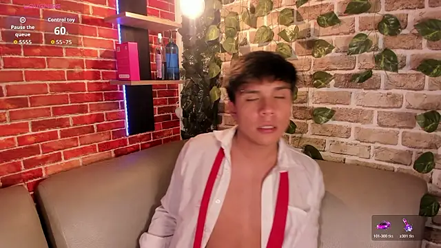 Thiago_Kozak 在線直播表演