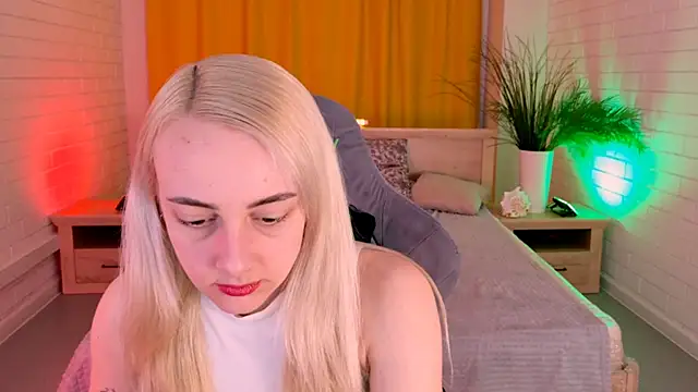 CarolMoorのライブXXXチャット