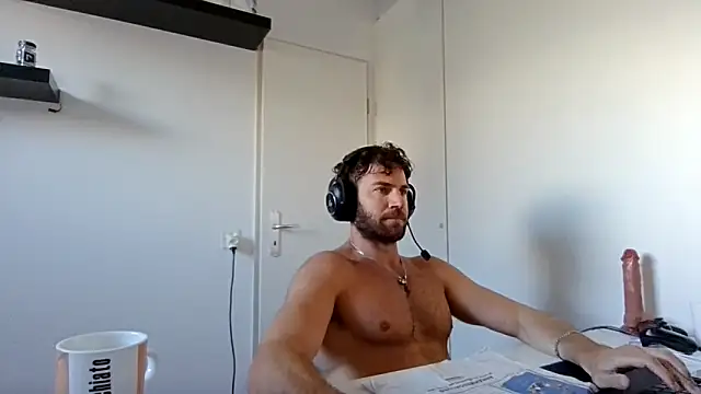 alpha-hunk Webcam-Show
