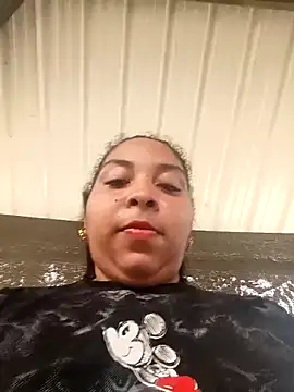 Dirty-Fat-Horny 即時 XXX 聊天