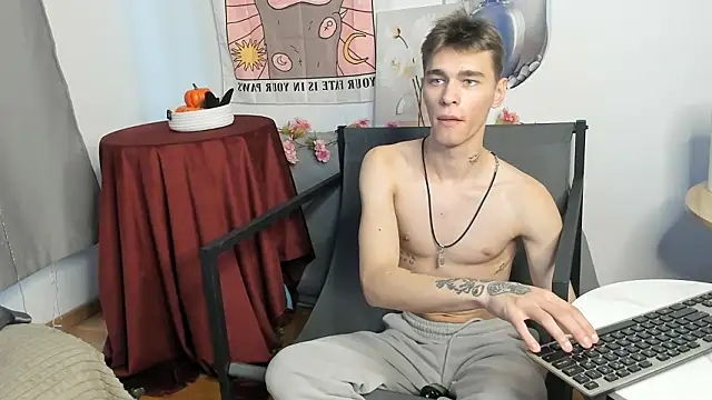 Shadow_blink: вебкам-шоу