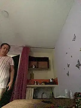 agathaxxx-69 即時 XXX 聊天