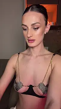 Cartier_G live XXX chat