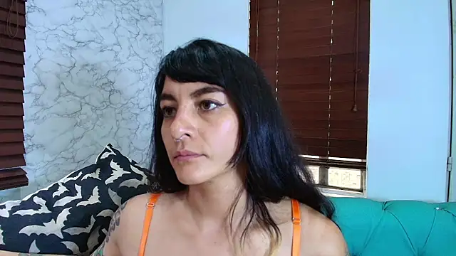 Naughty_Kittenm Live XXX-Chat