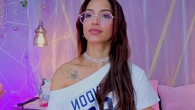 EmmyCortez Chat XXX live