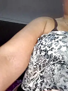 Foxylisaflores Live XXX-Chat