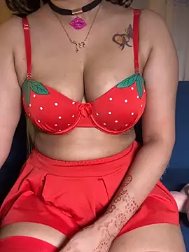 Pokazy przed kamerką – Squirt_Queen_X