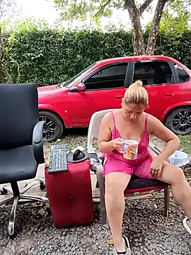 hotandfierylatinos2023 live XXX chat