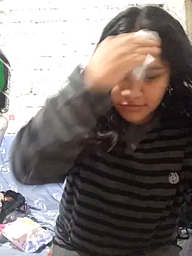 sivi22 Adlı Modelin Web Kamerası Şovu