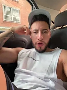 Thiago_Hill 即時 XXX 聊天