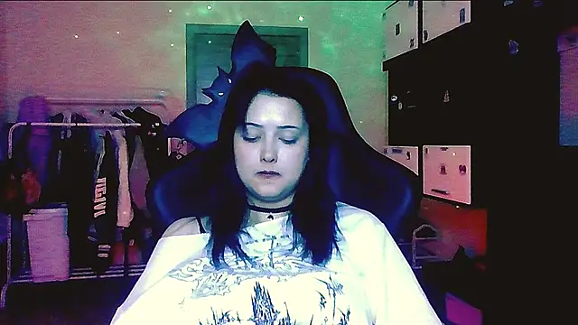 Katarina_Fox_ Adlı Modelin Canlı XXX Sohbeti